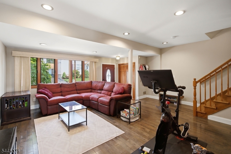 142 Morgan Pl