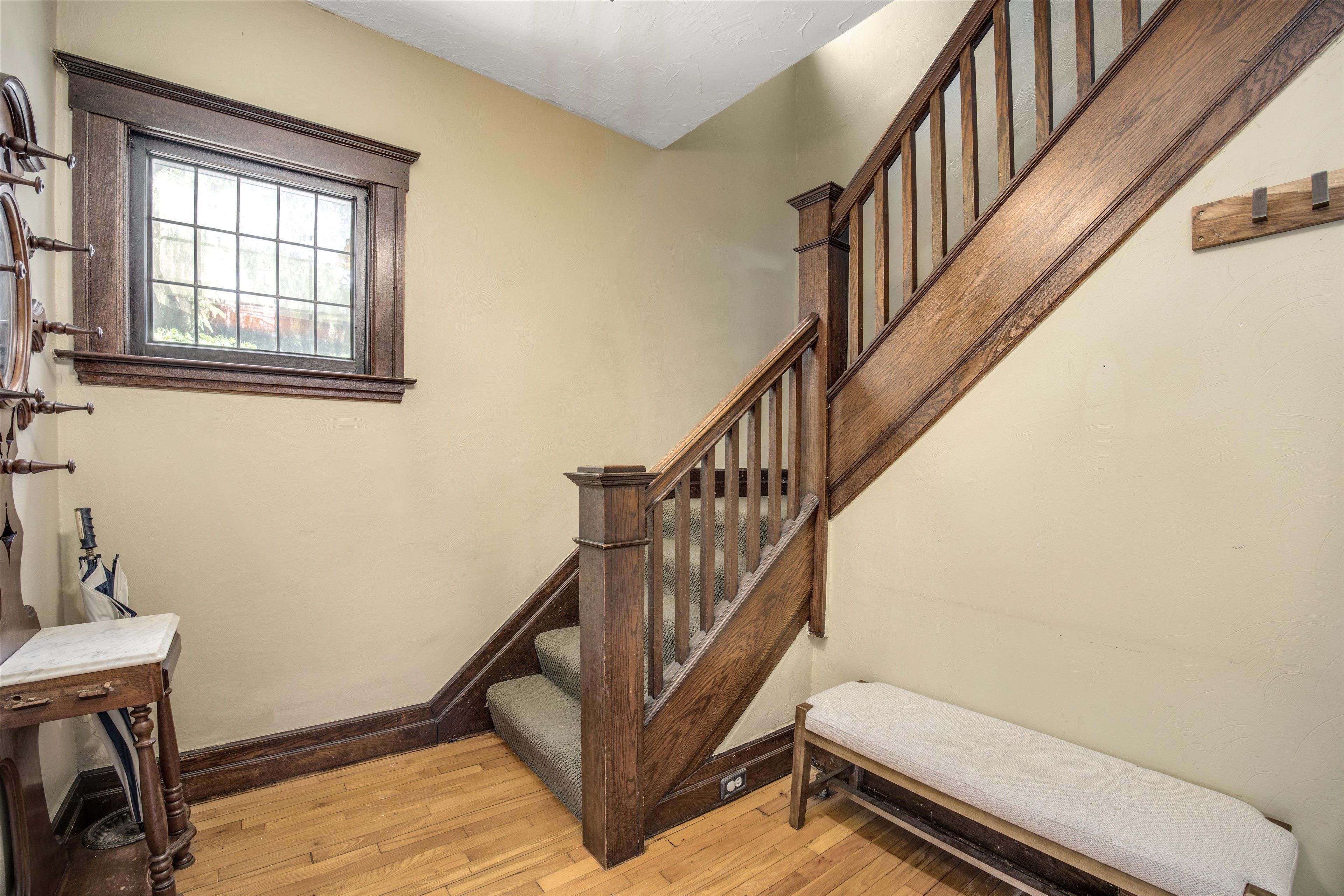 1141 Lakepointe Street