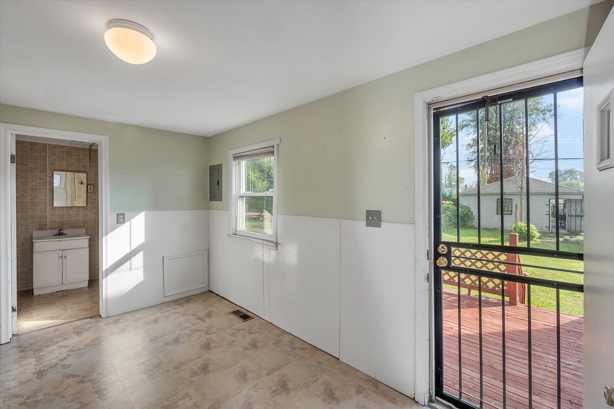 4450 Military Street