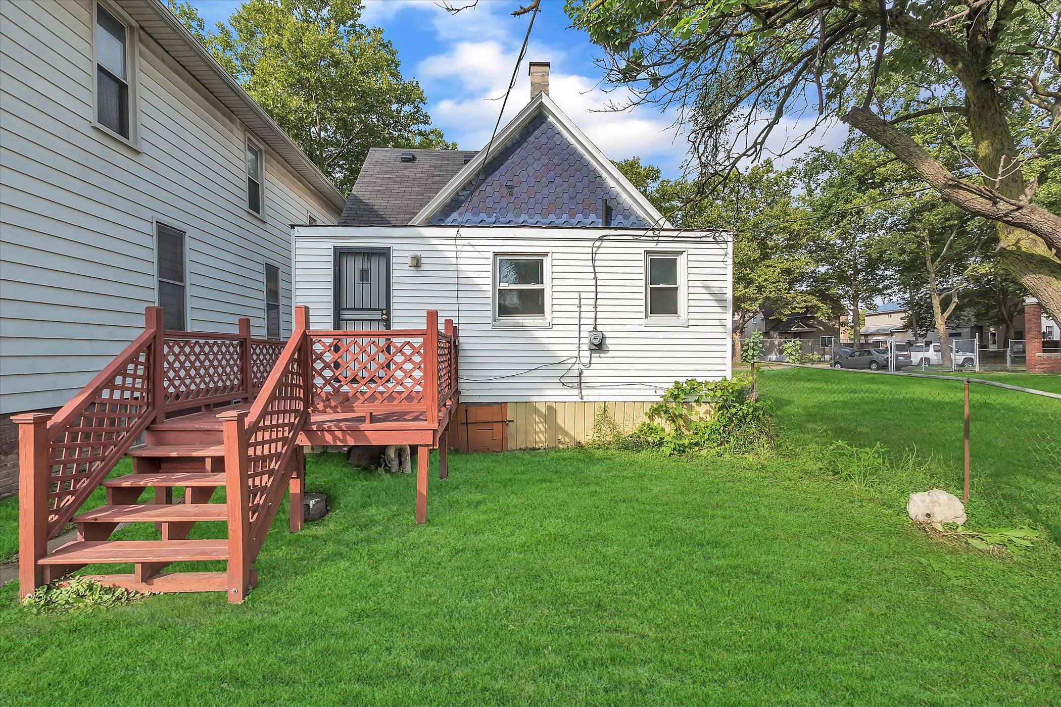 4450 Military Street