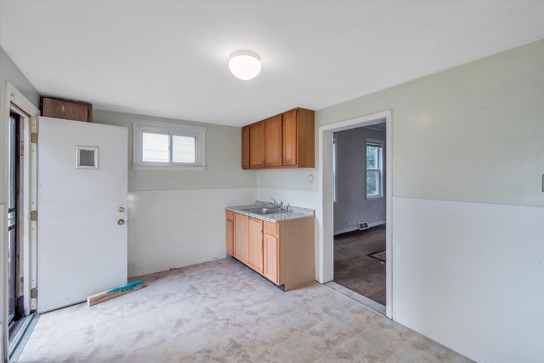 4450 Military Street