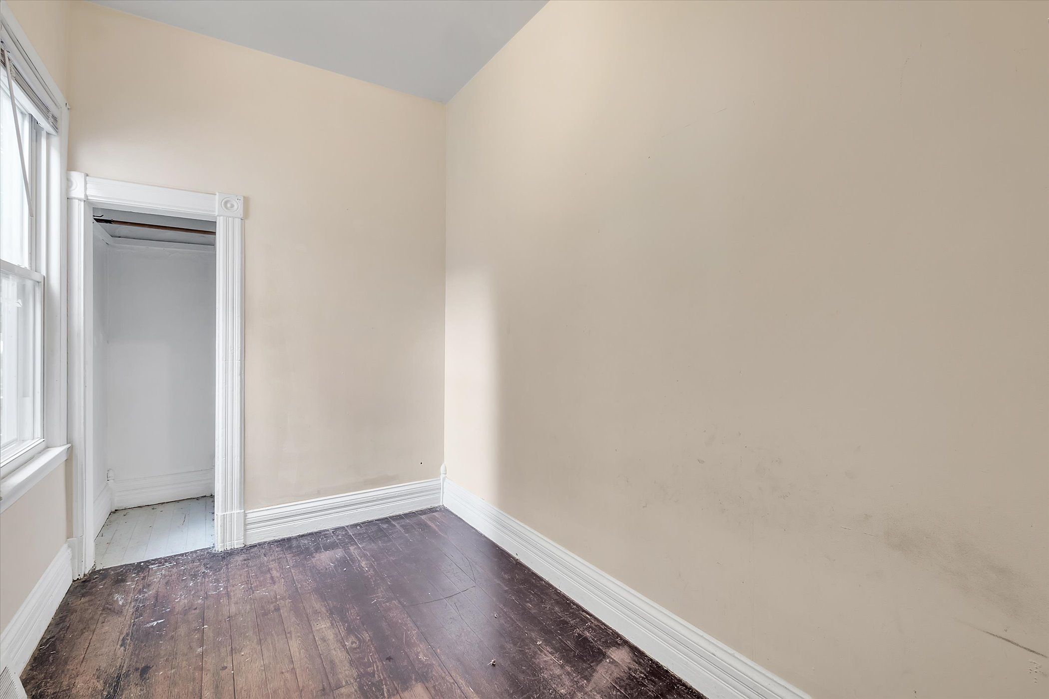 4450 Military Street