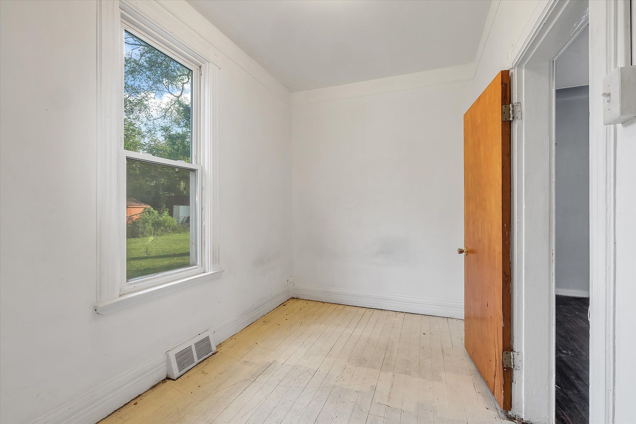 4450 Military Street