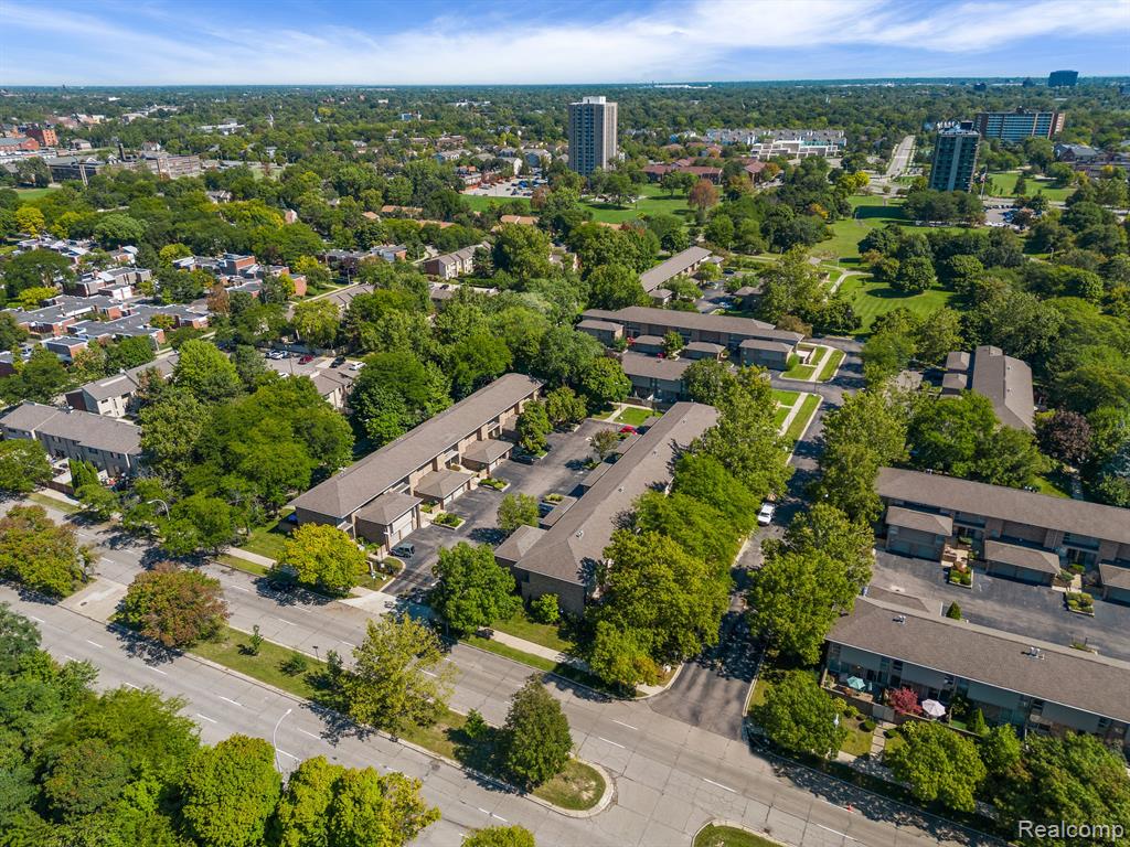 1232 Saint Aubin Place