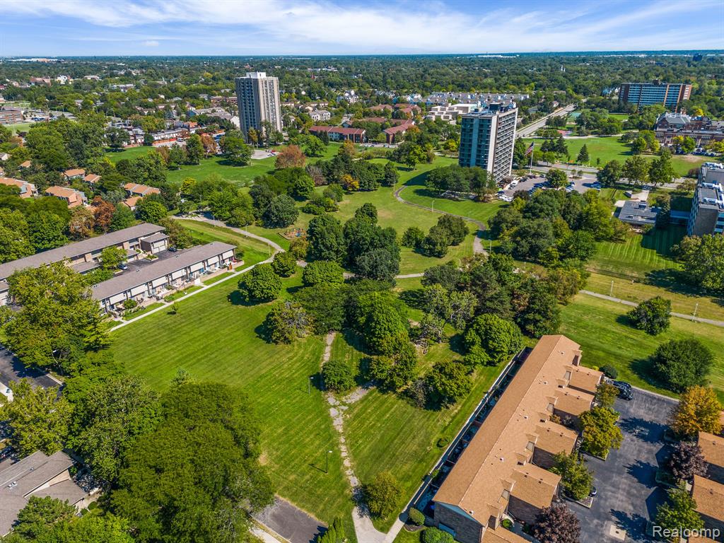 1232 Saint Aubin Place