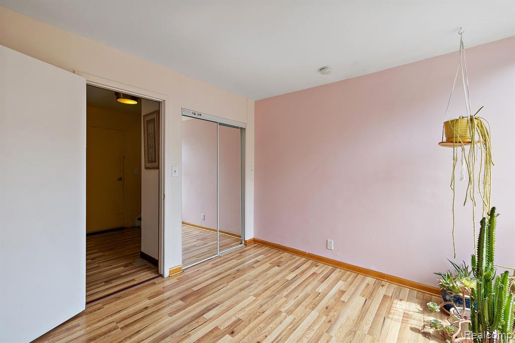 1929 ORLEANS Street 3