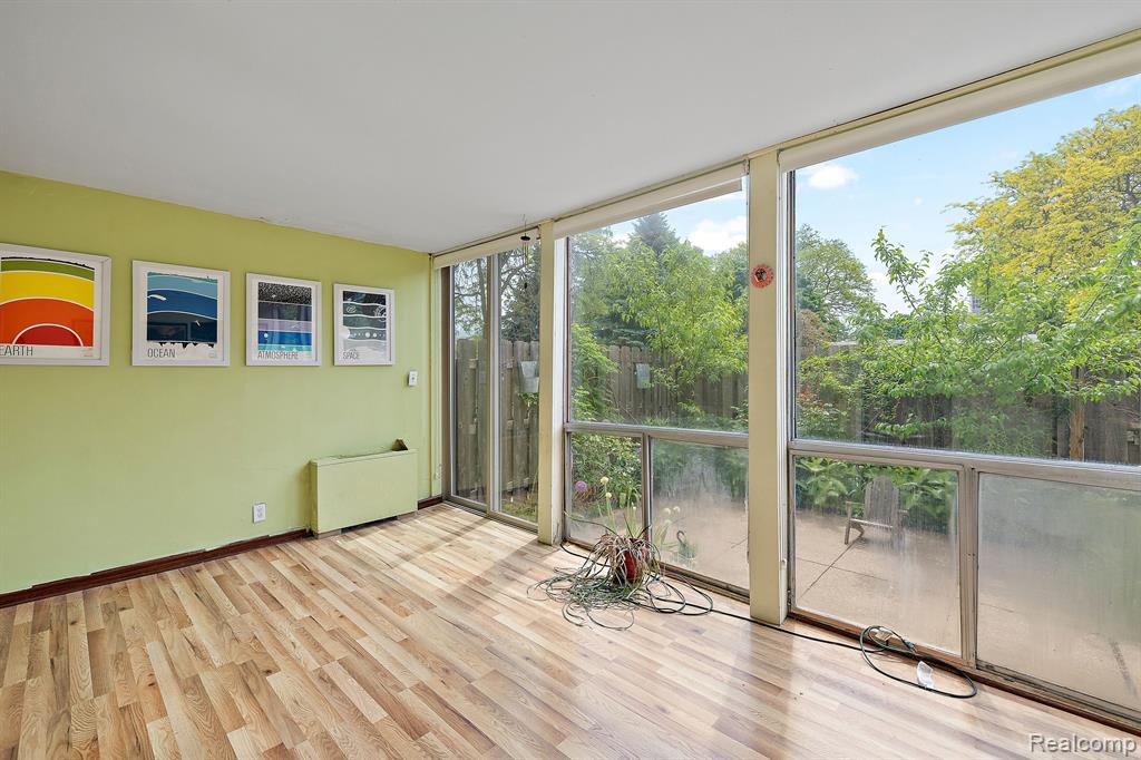 1929 ORLEANS Street 3