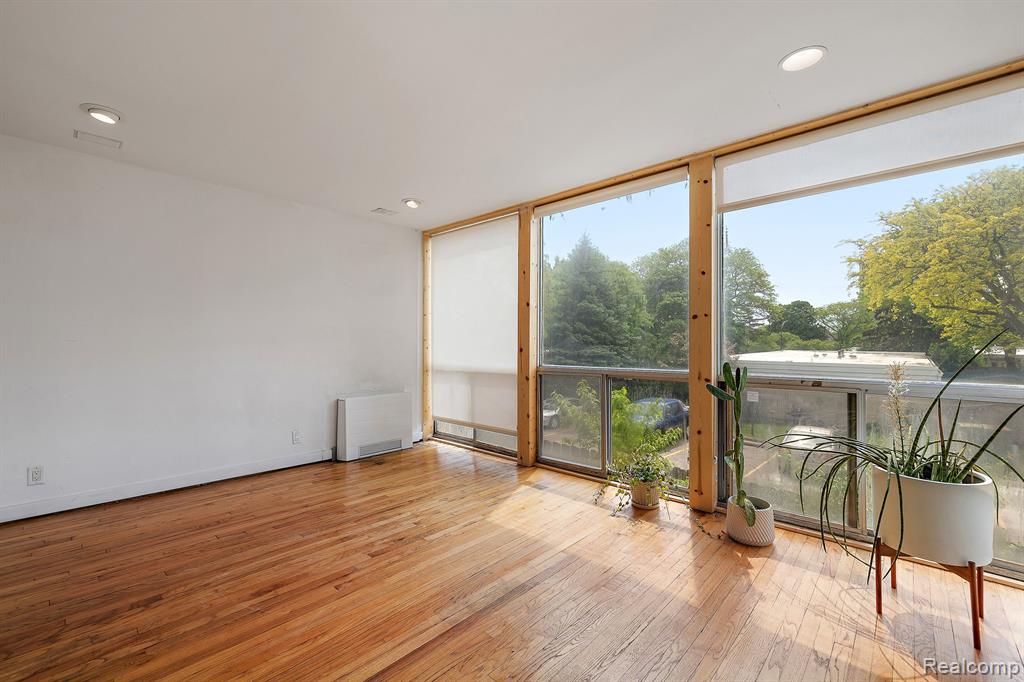 1929 ORLEANS Street 3