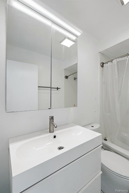 1929 ORLEANS Street 3