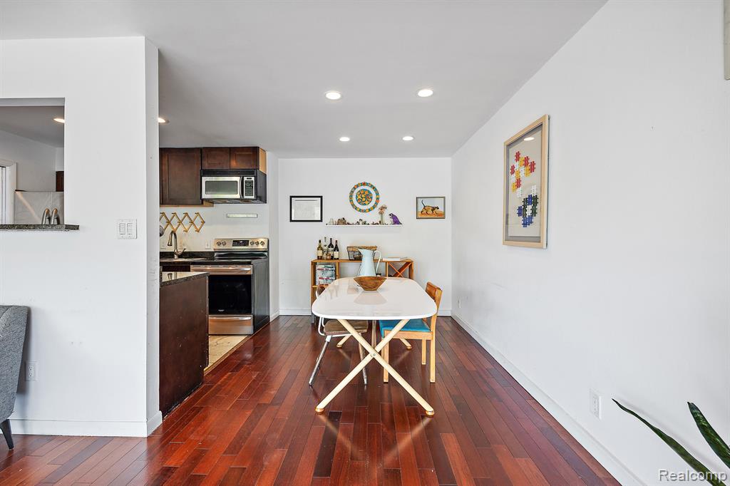 1929 ORLEANS Street 3