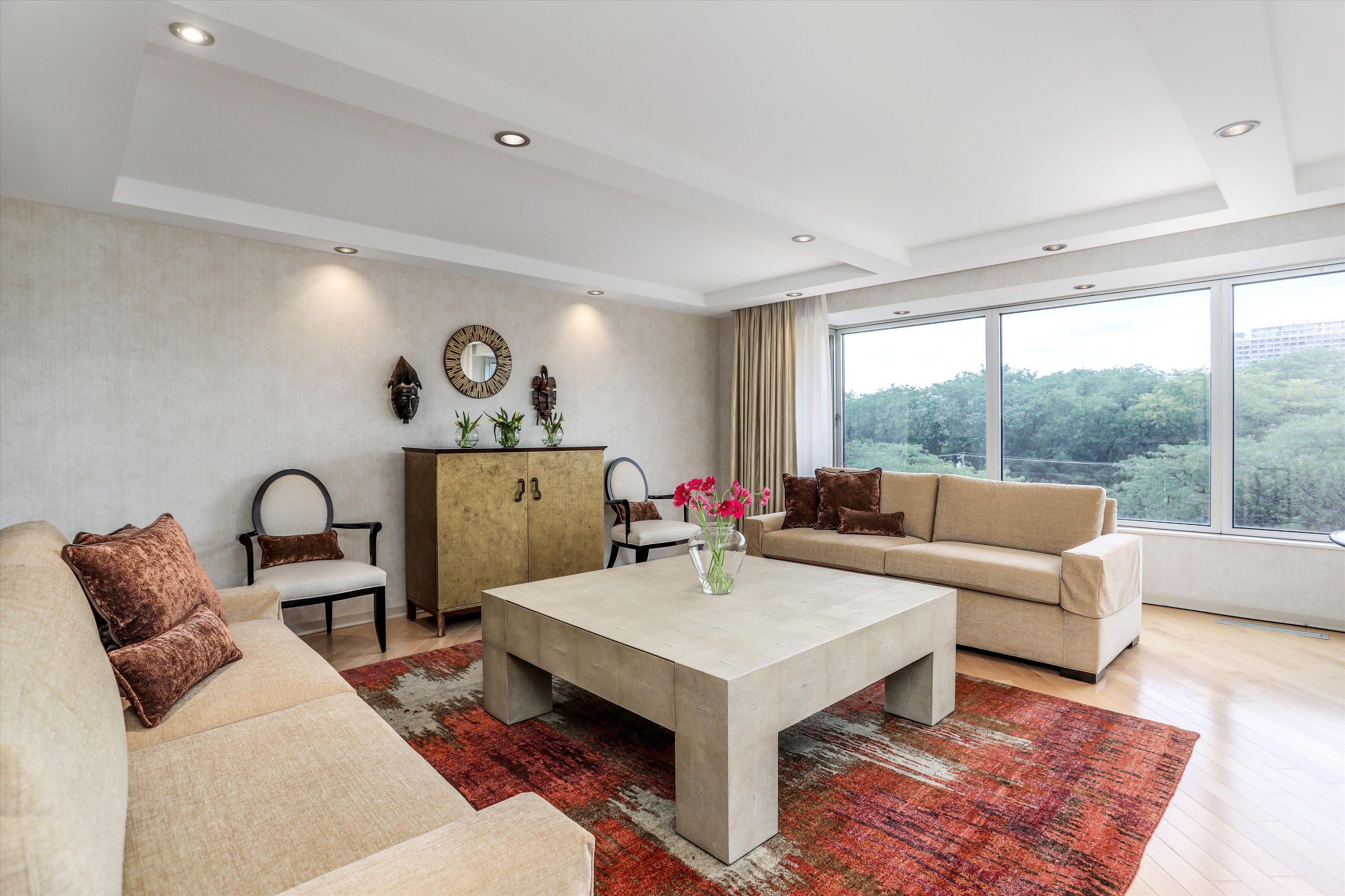 1300 E LAFAYETTE 209