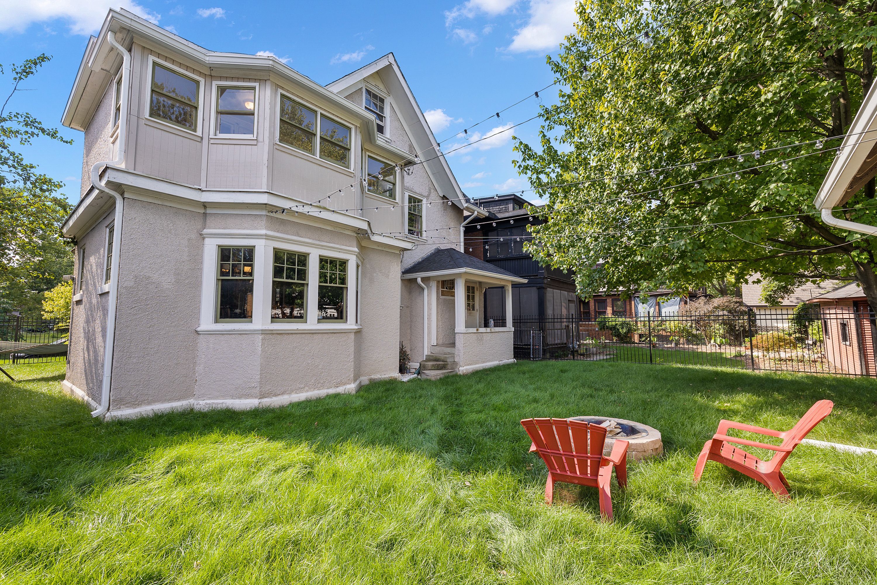 708 LONGFELLOW Street