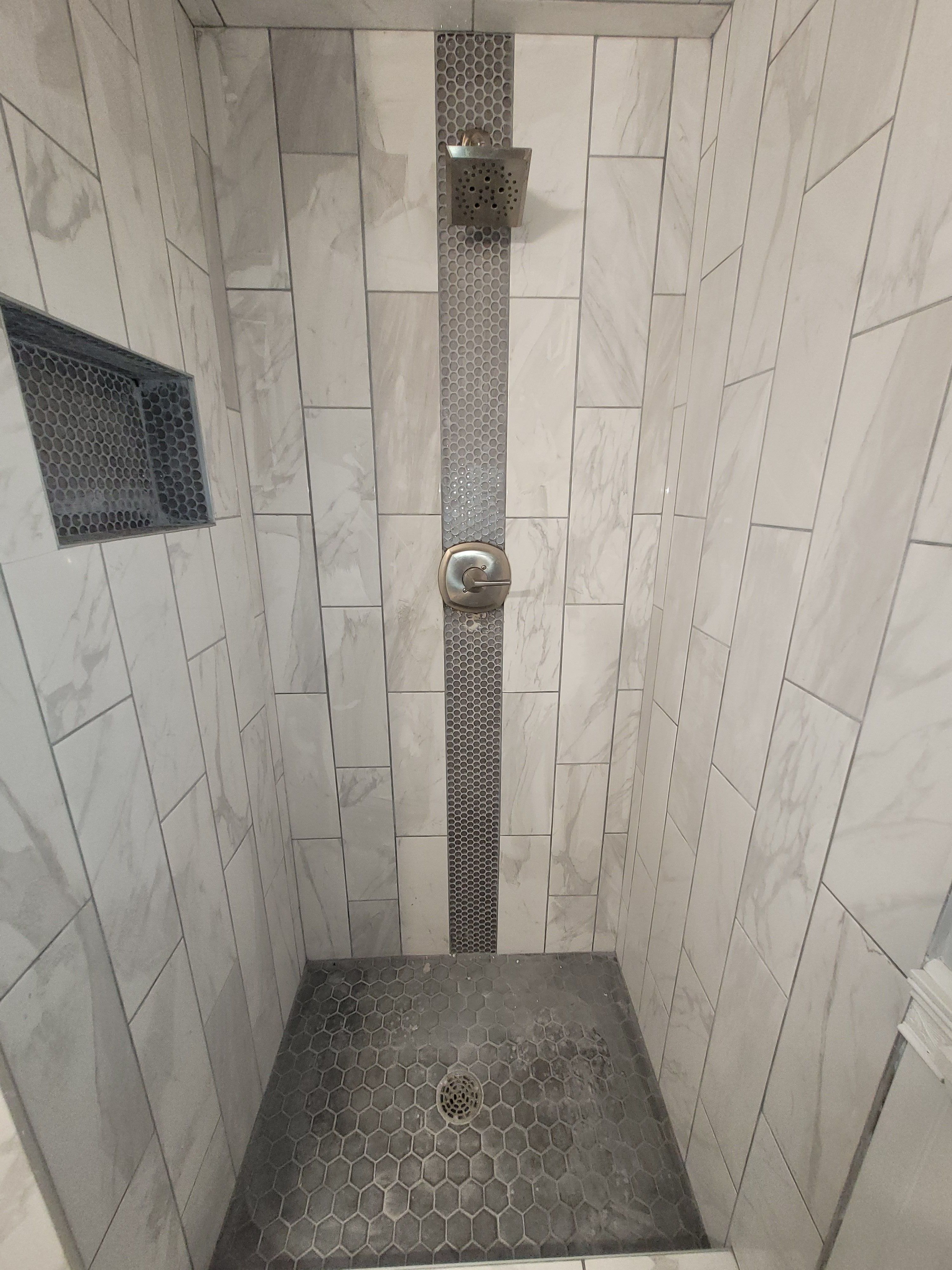 979 E GRAND Boulevard