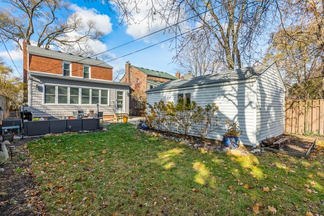 2112 Pinecrest Drive