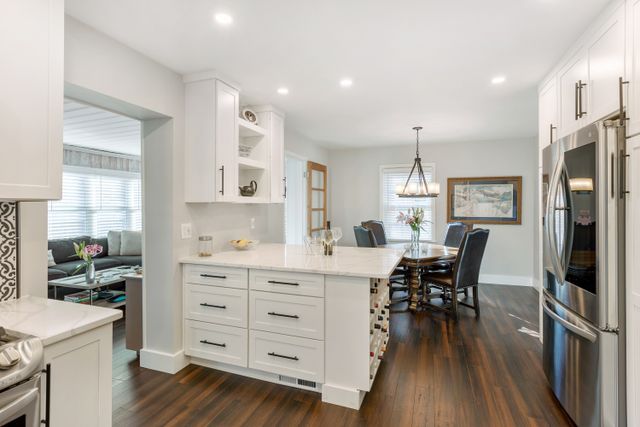 2112 Pinecrest Drive