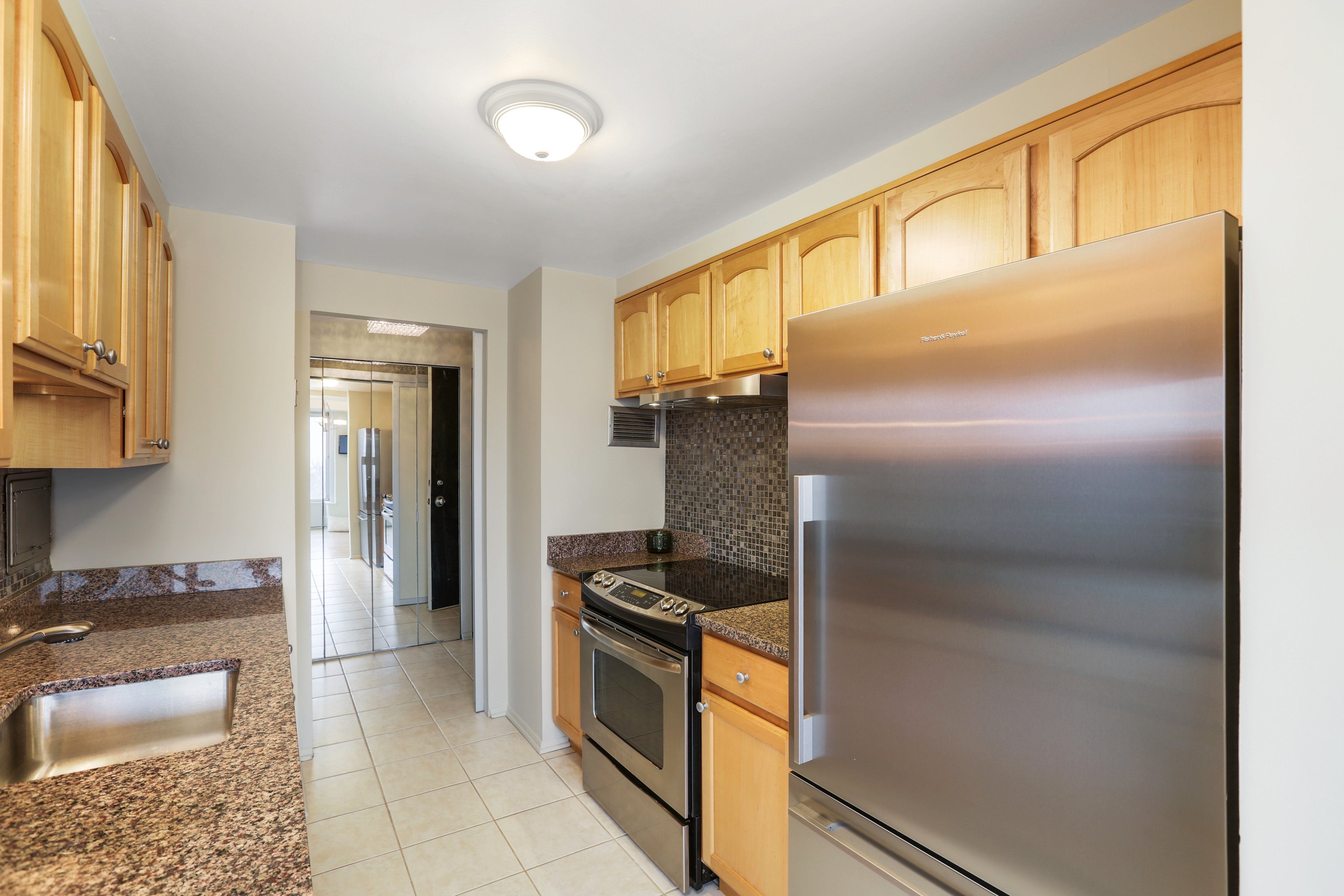 1300 E E LAFAYETTE Street 512