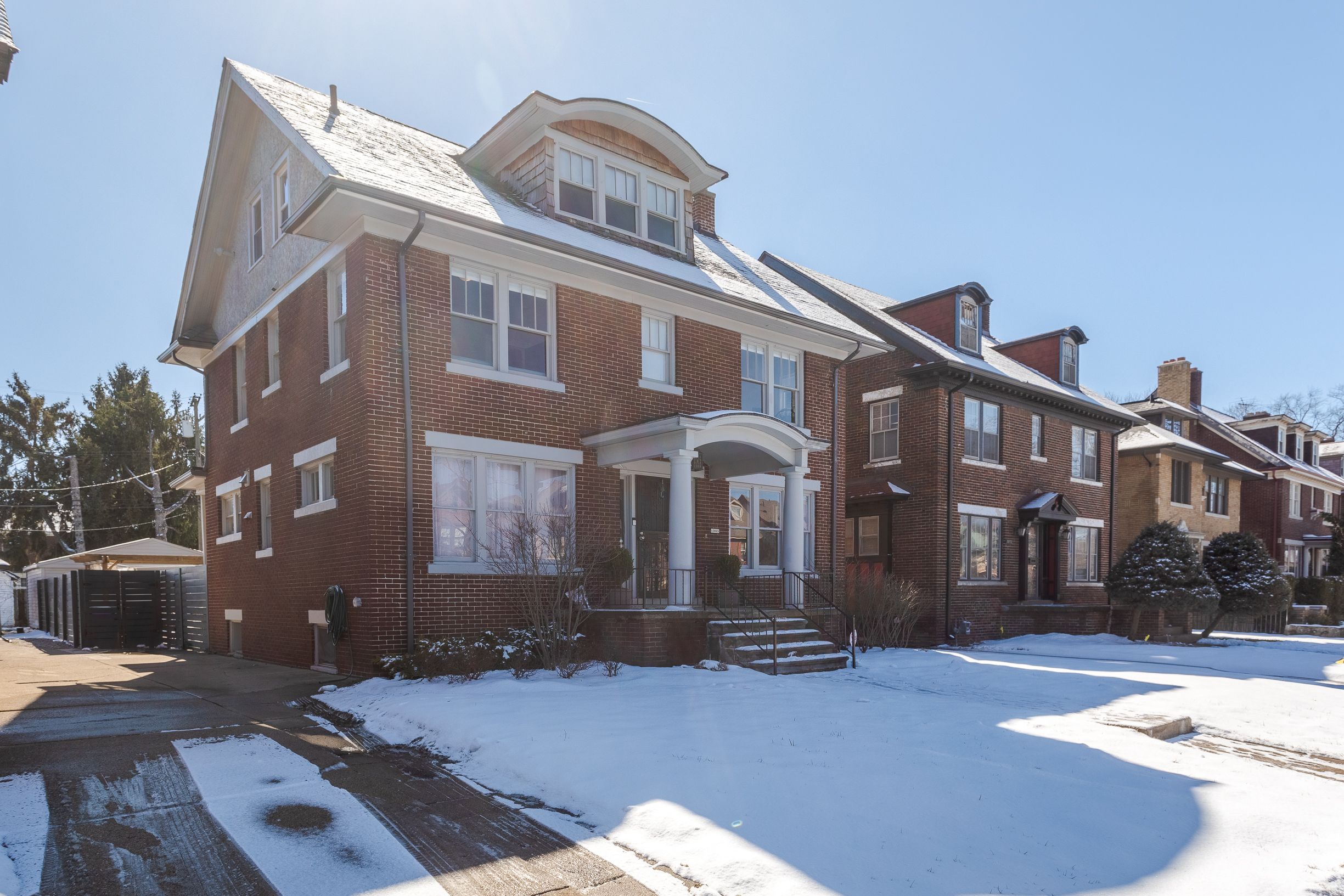 1965 EDISON Street