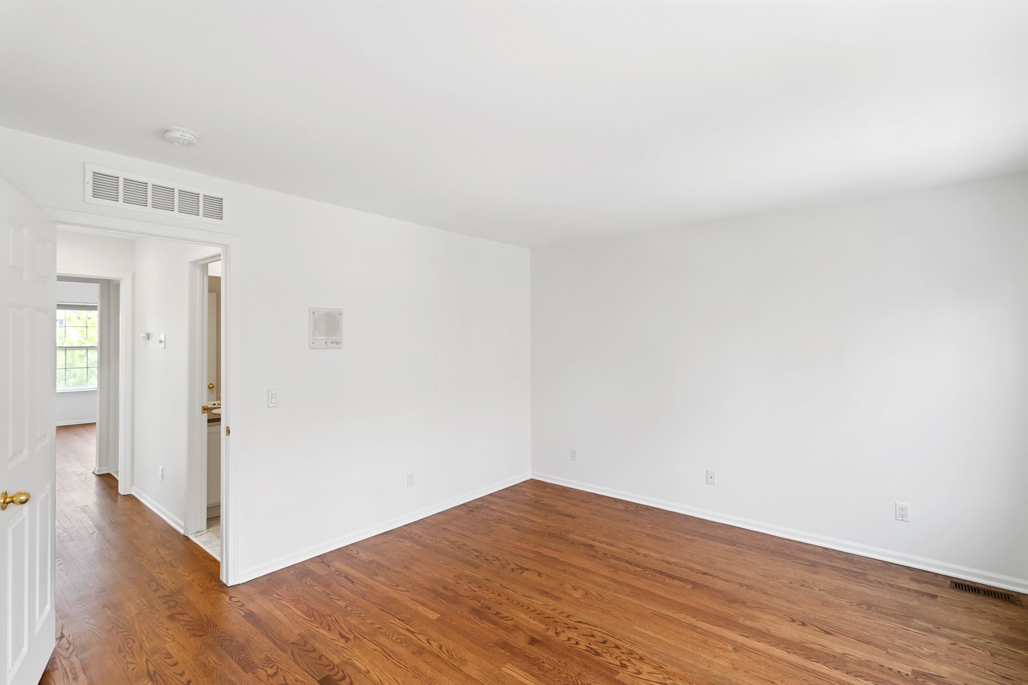 443 W HANCOCK Street