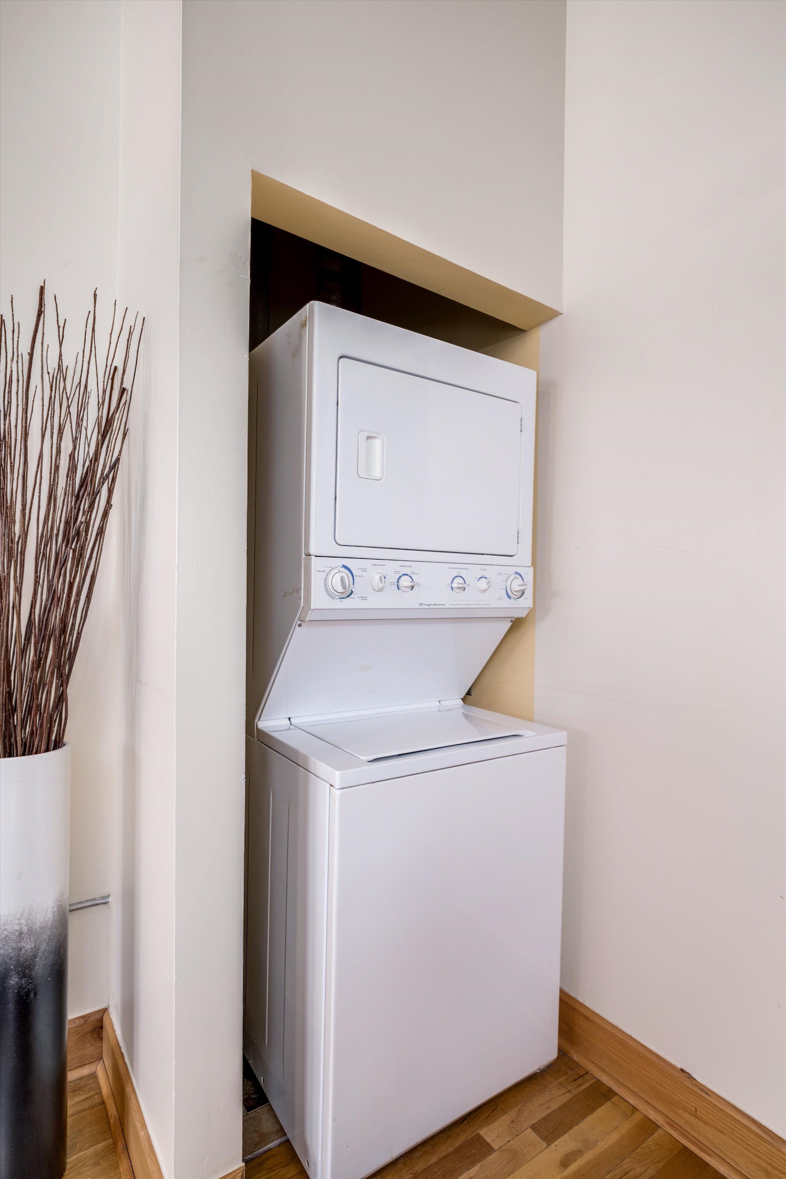 1395 ANTIETAM Avenue 61