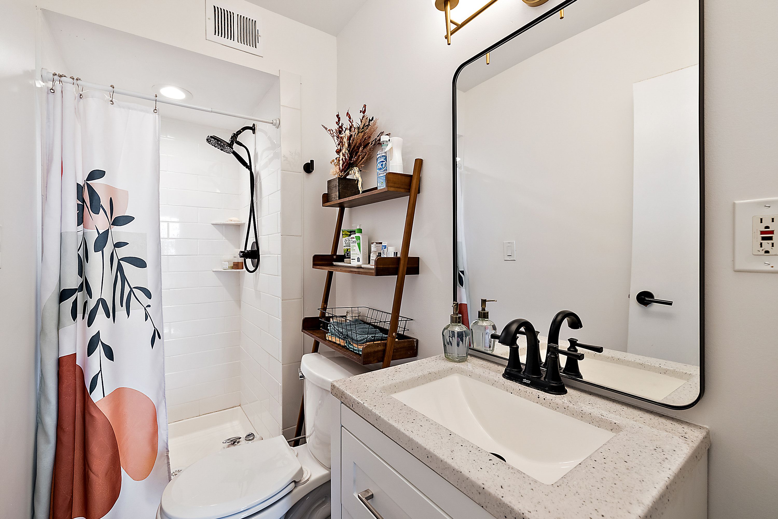 1941 ORLEANS Street 665