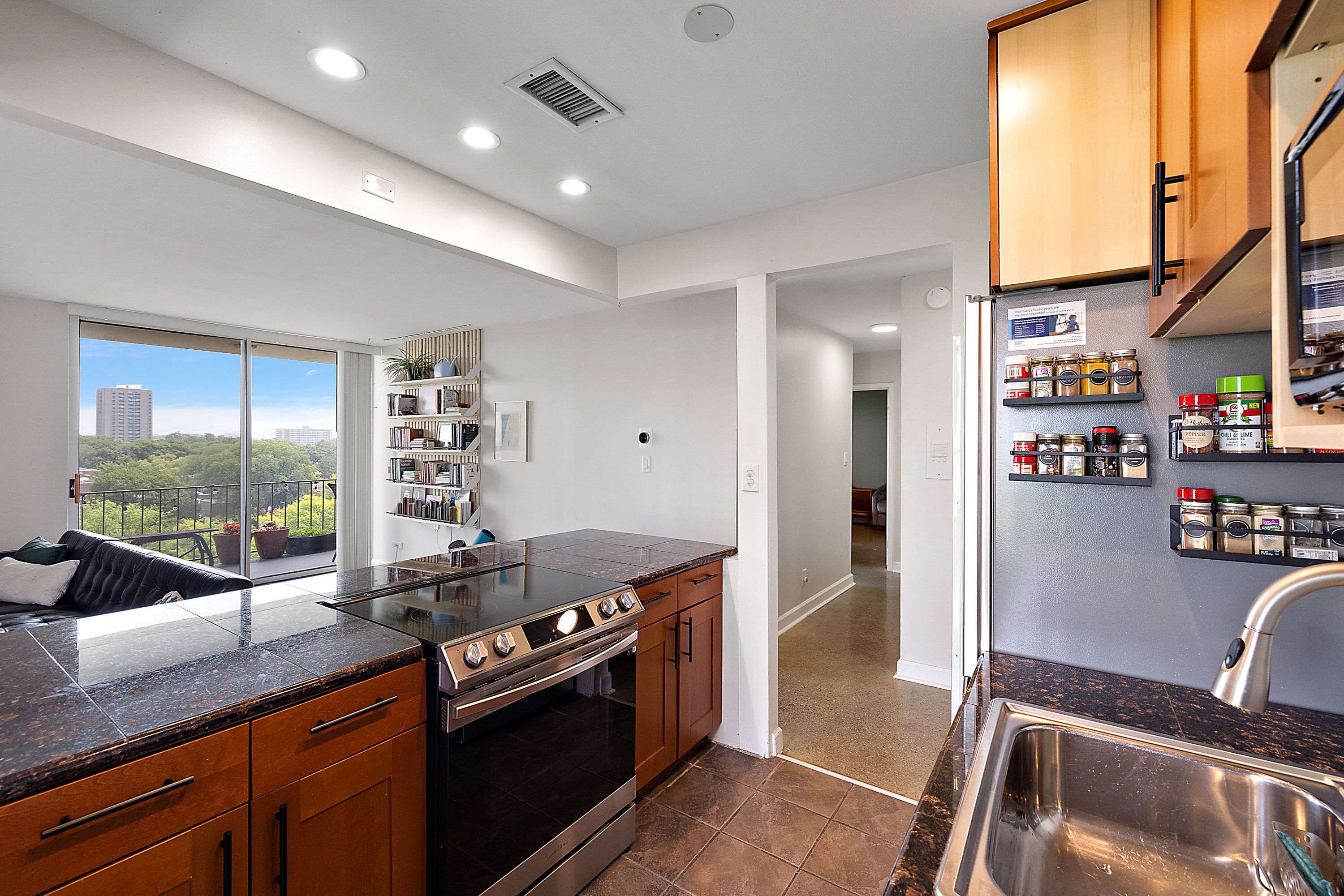 1941 ORLEANS Street 665