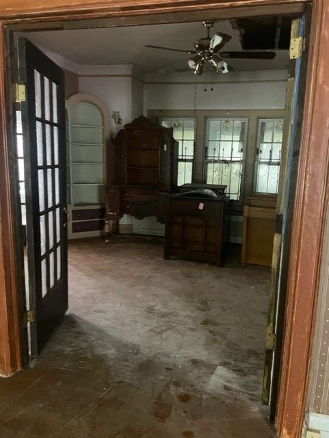 1475 LONGFELLOW Street