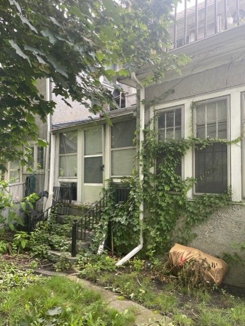 1475 LONGFELLOW Street