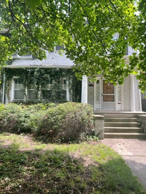 1475 LONGFELLOW Street