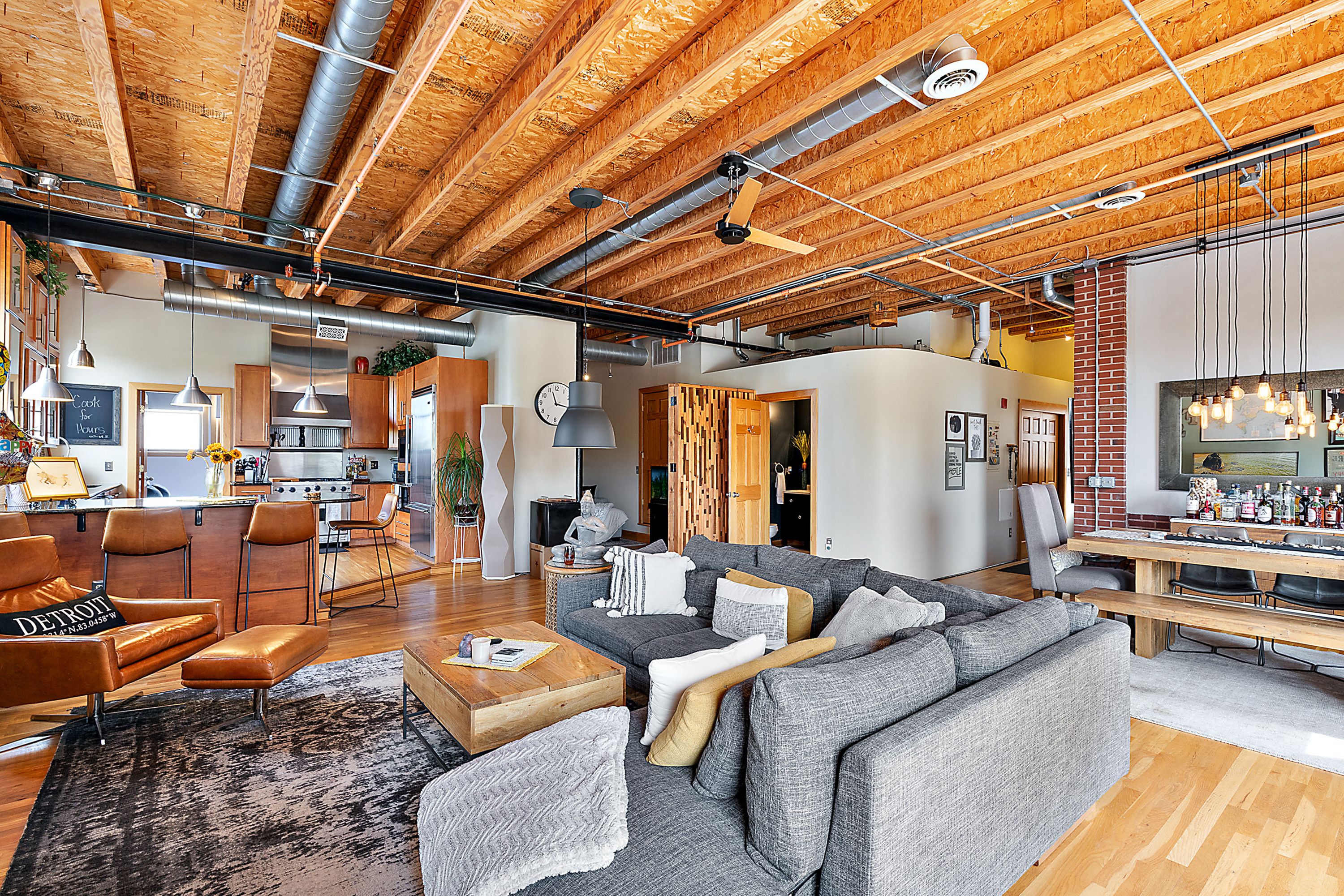 1395 ANTIETAM Avenue 53
