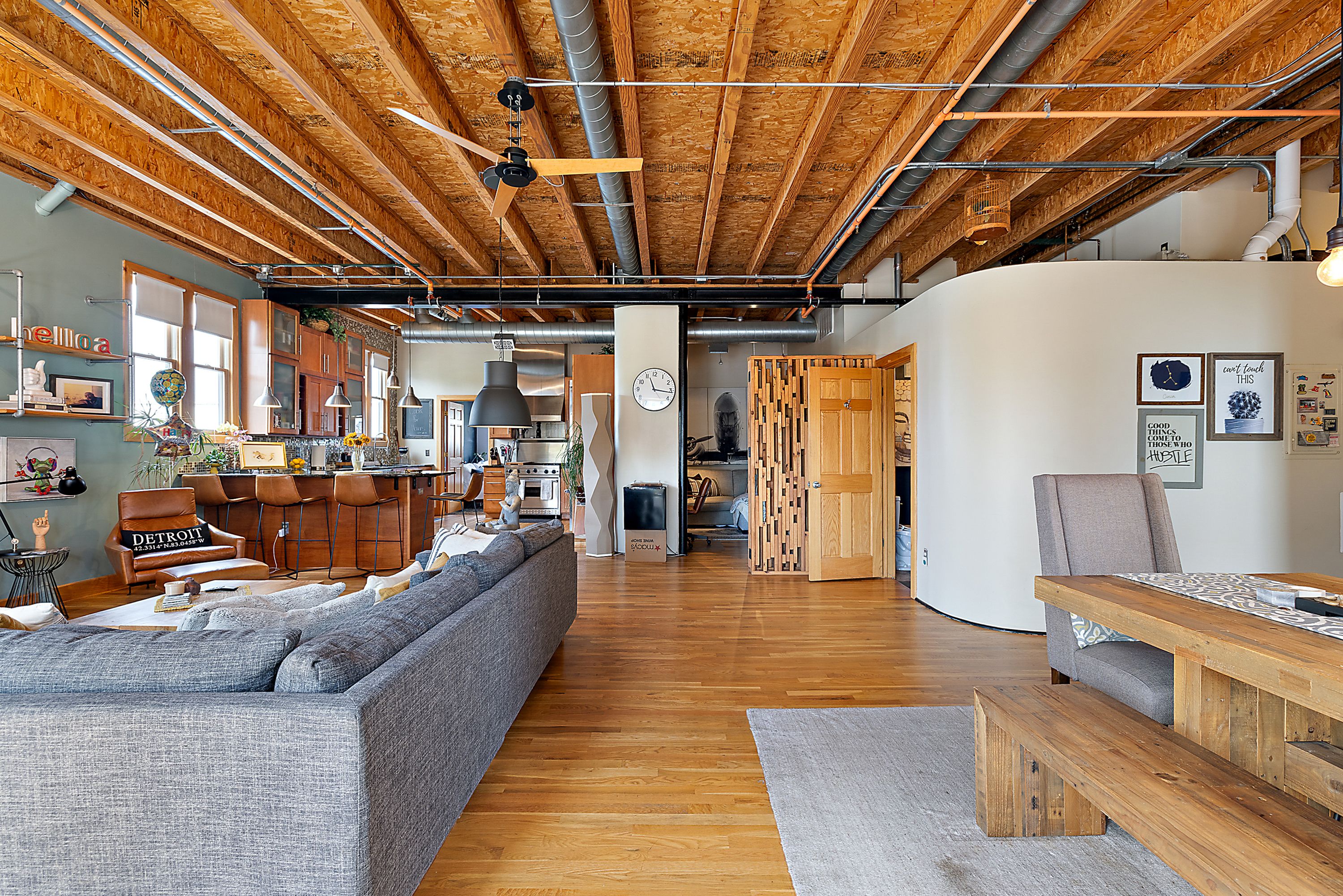 1395 ANTIETAM Avenue 53
