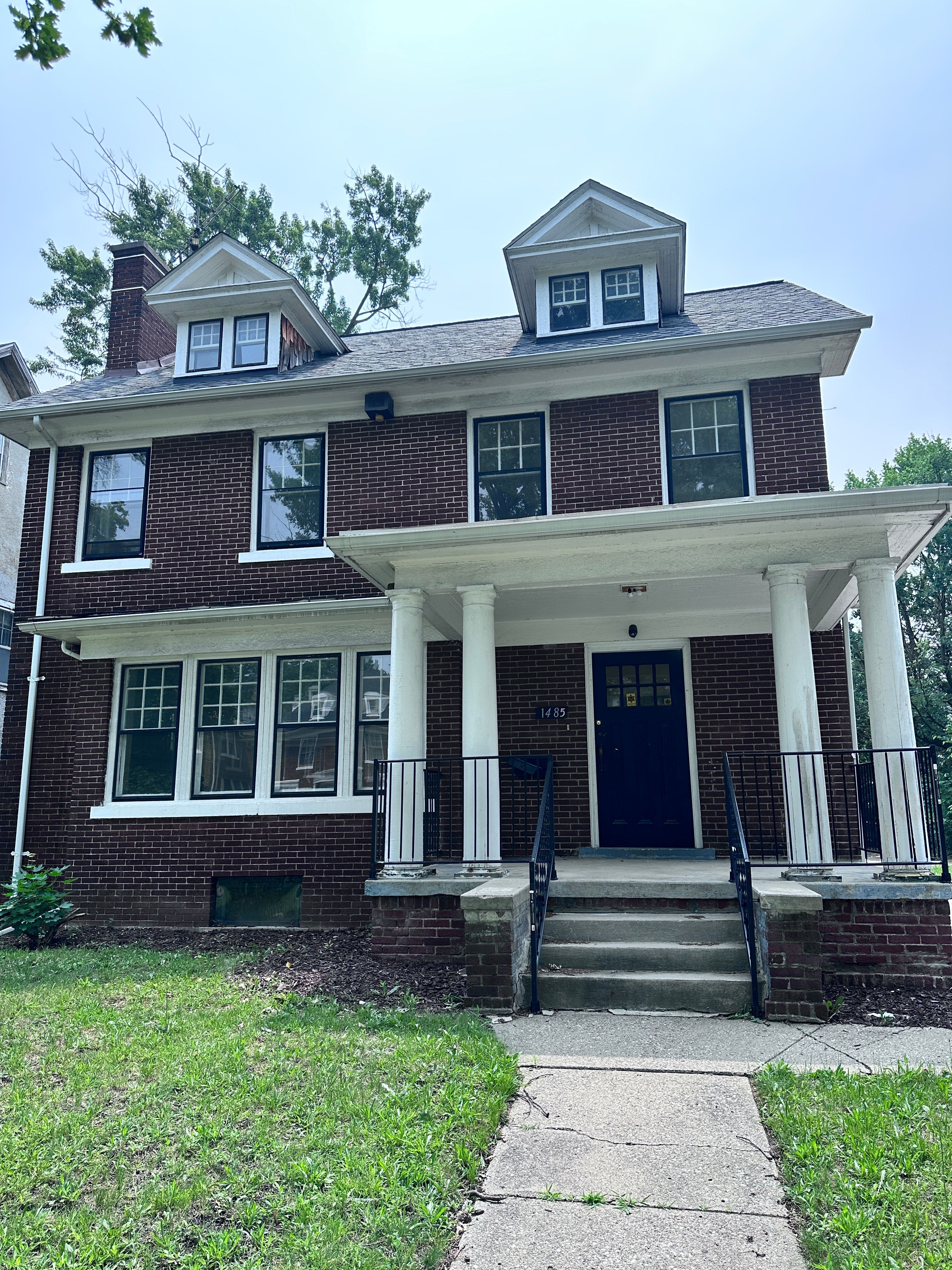 1485 Longfellow Street