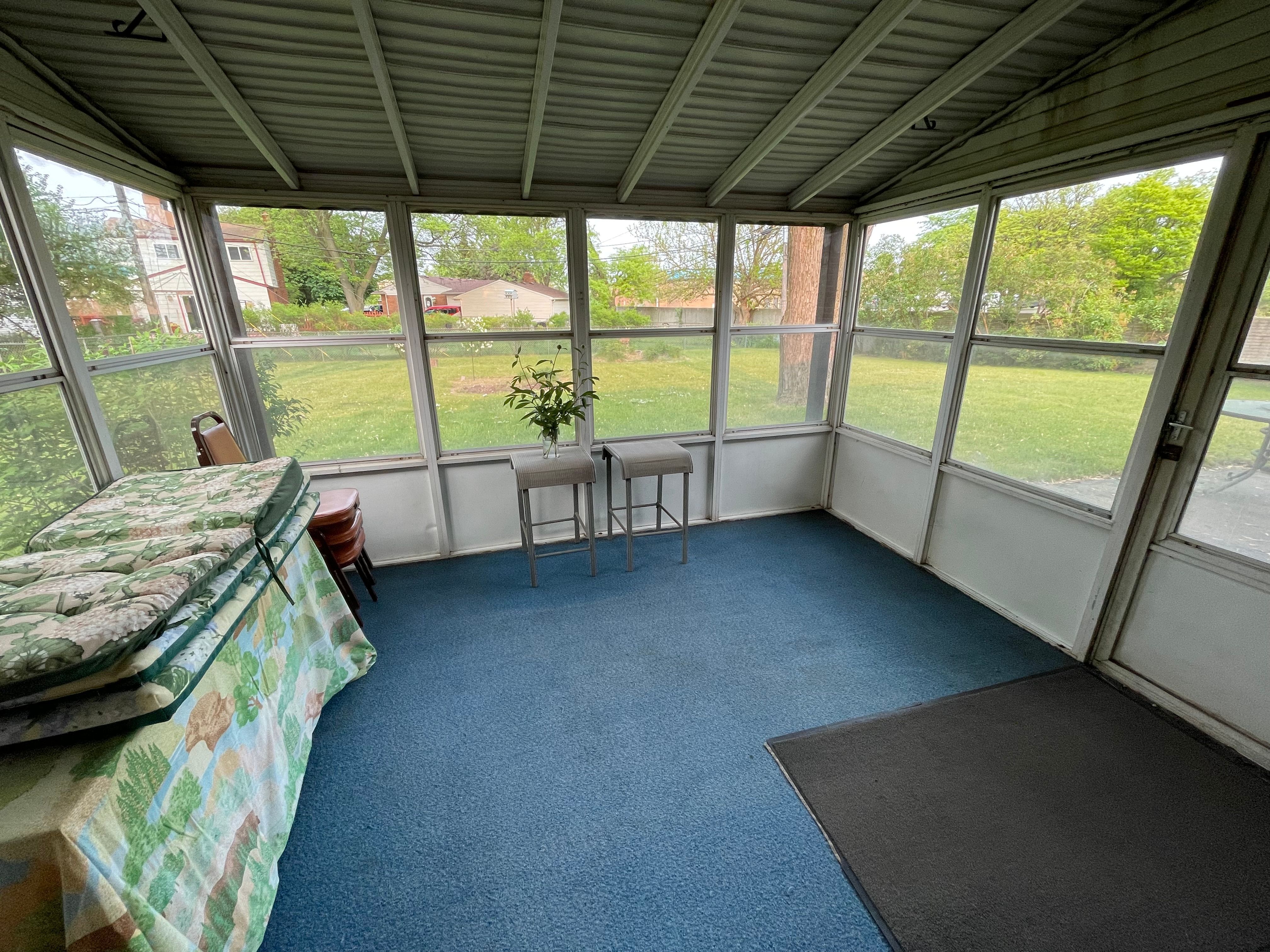 9612 N HAGGERTY Road