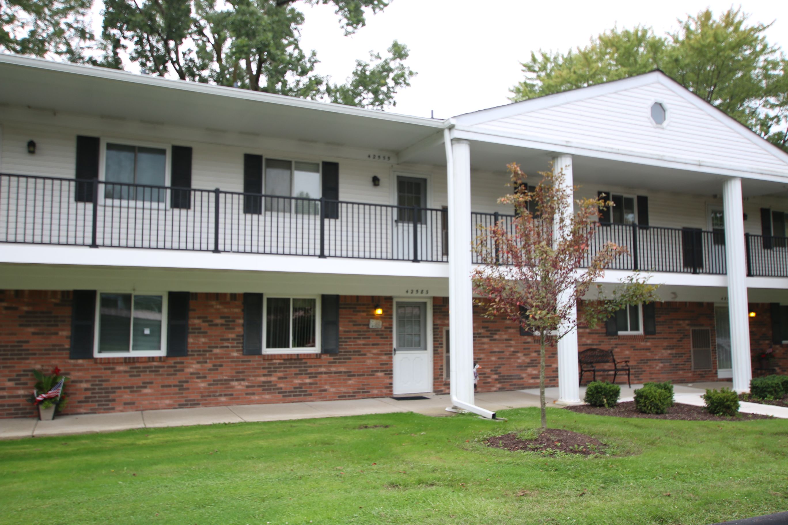 42555 PLYMOUTH HOLLOW Drive