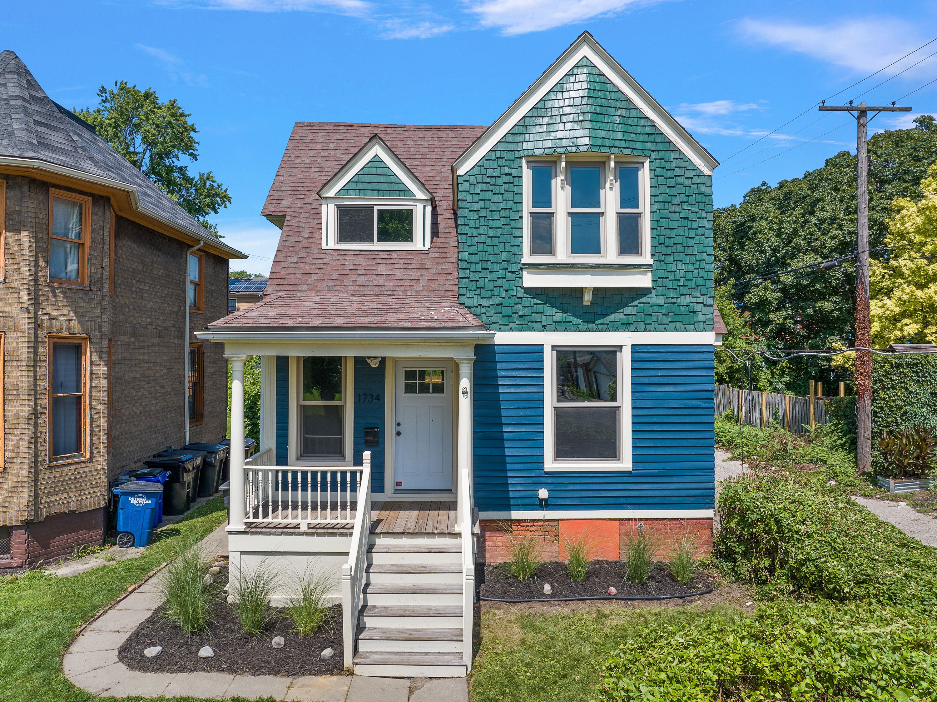 1734 W WILLIS Street