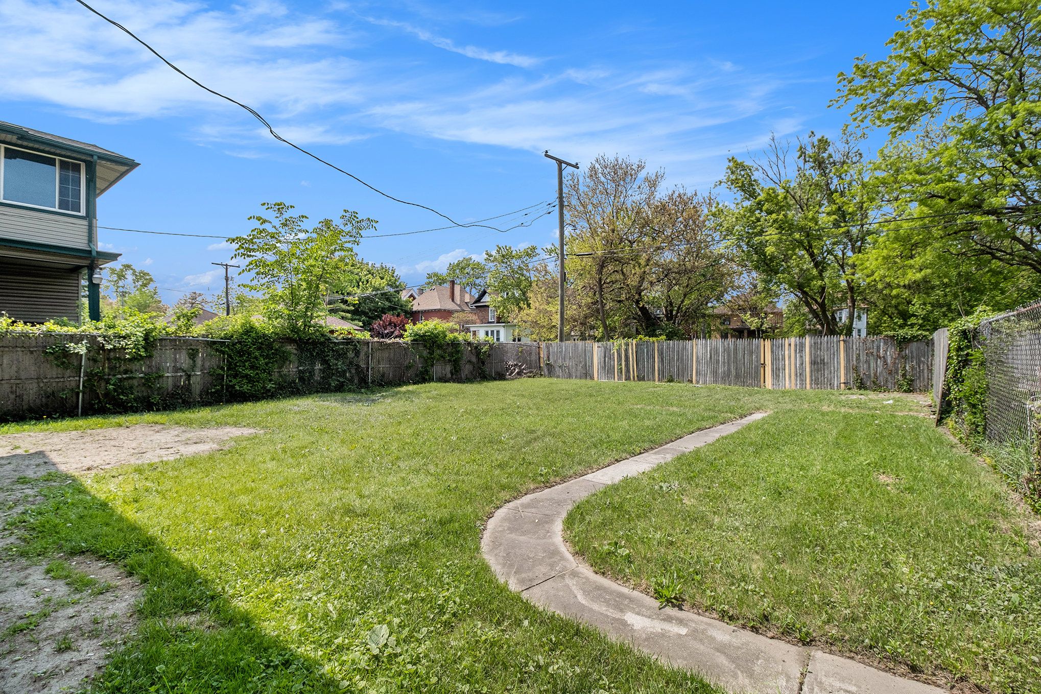 110 BURLINGAME Street