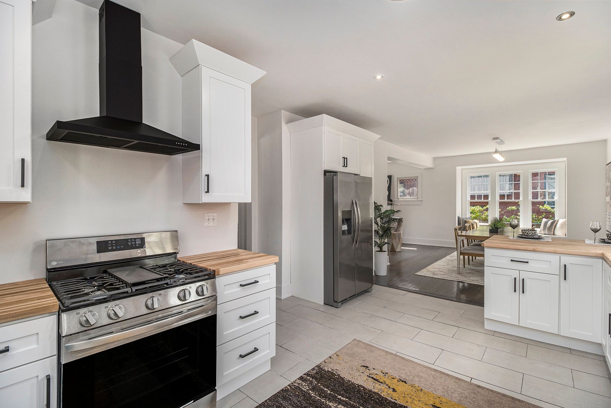 110 BURLINGAME Street