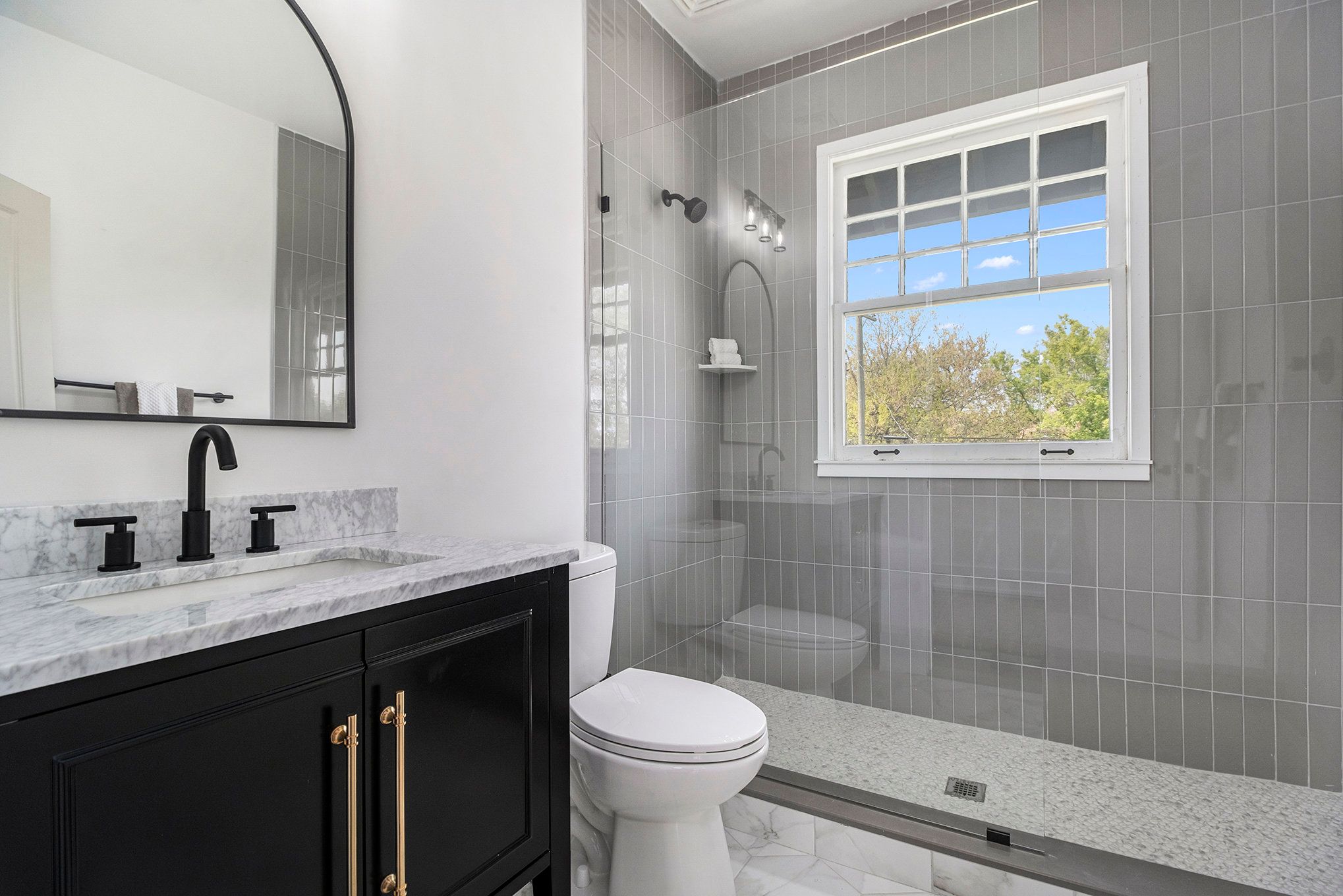 110 BURLINGAME Street