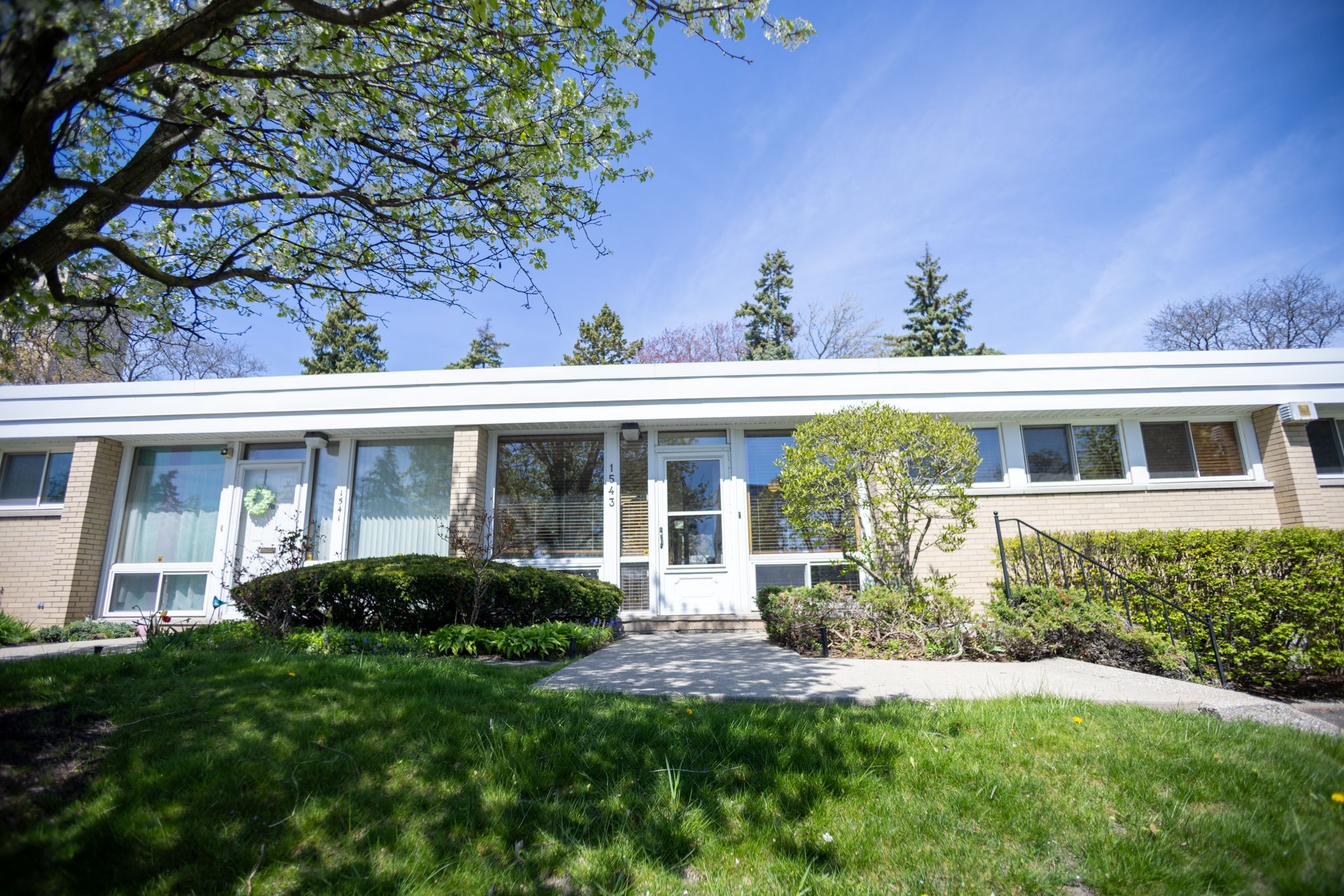 1543 CHATEAUFORT 043