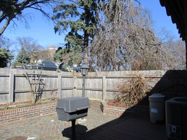 1543 CHATEAUFORT 043