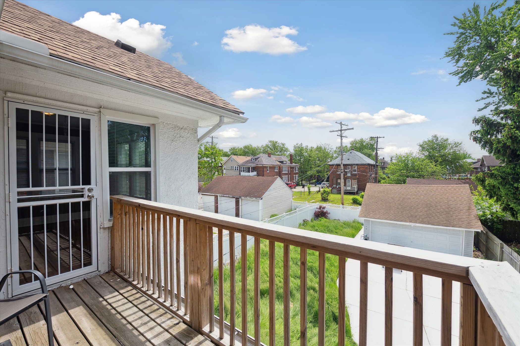 2319 ATKINSON Street N