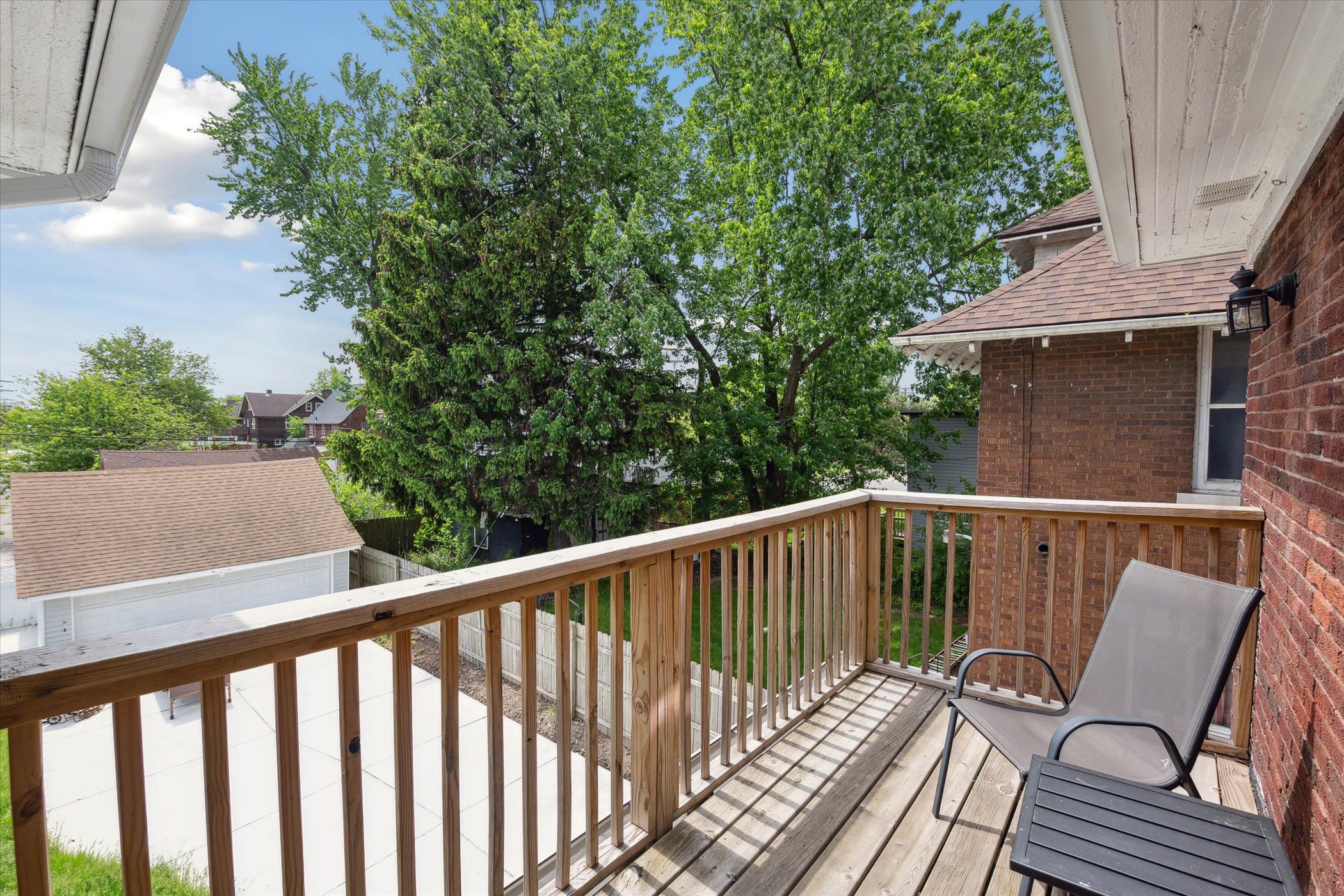 2319 ATKINSON Street N