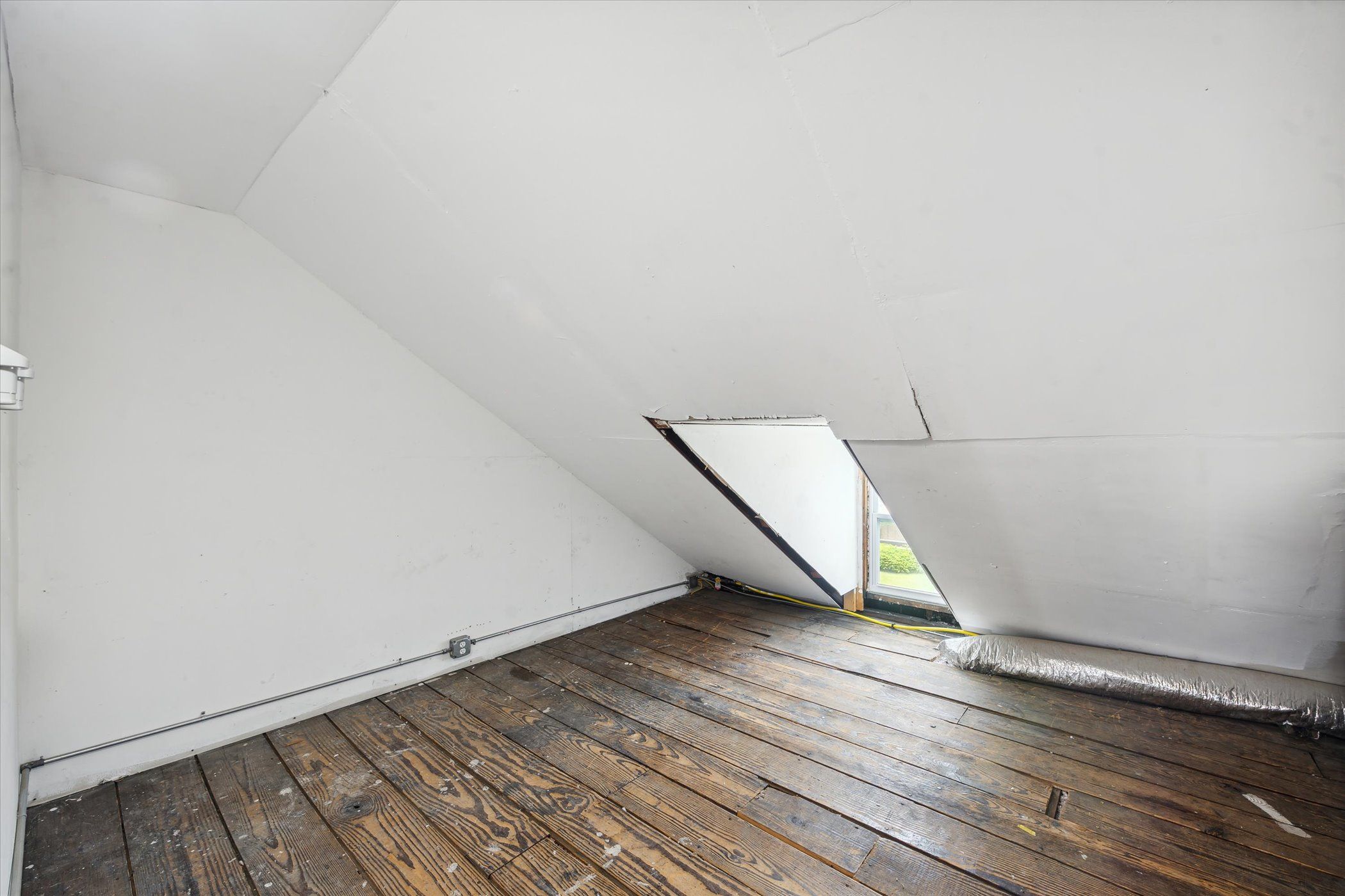 2319 ATKINSON Street N