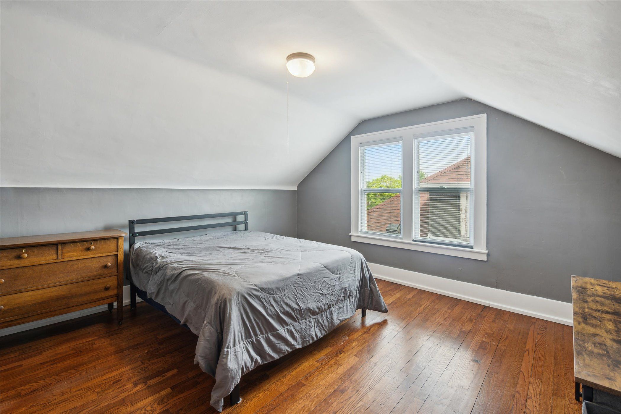 2319 ATKINSON Street N