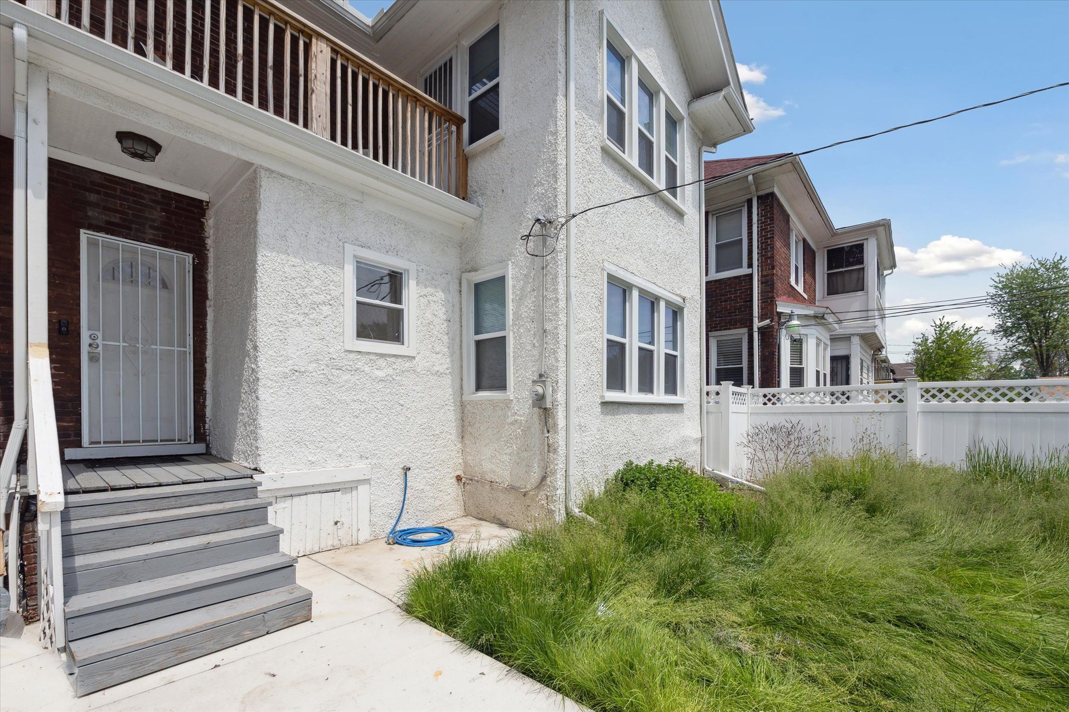 2319 ATKINSON Street N