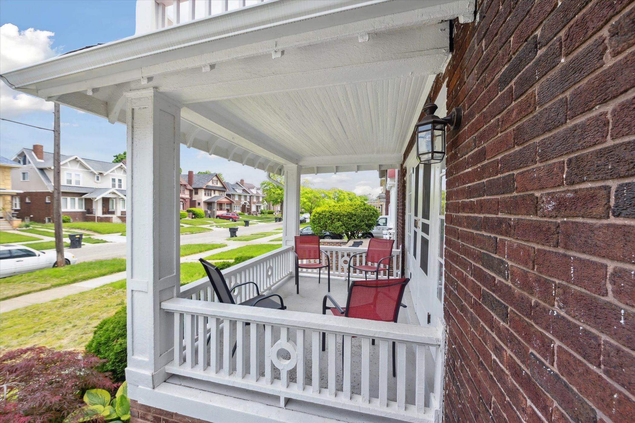 2319 ATKINSON Street N