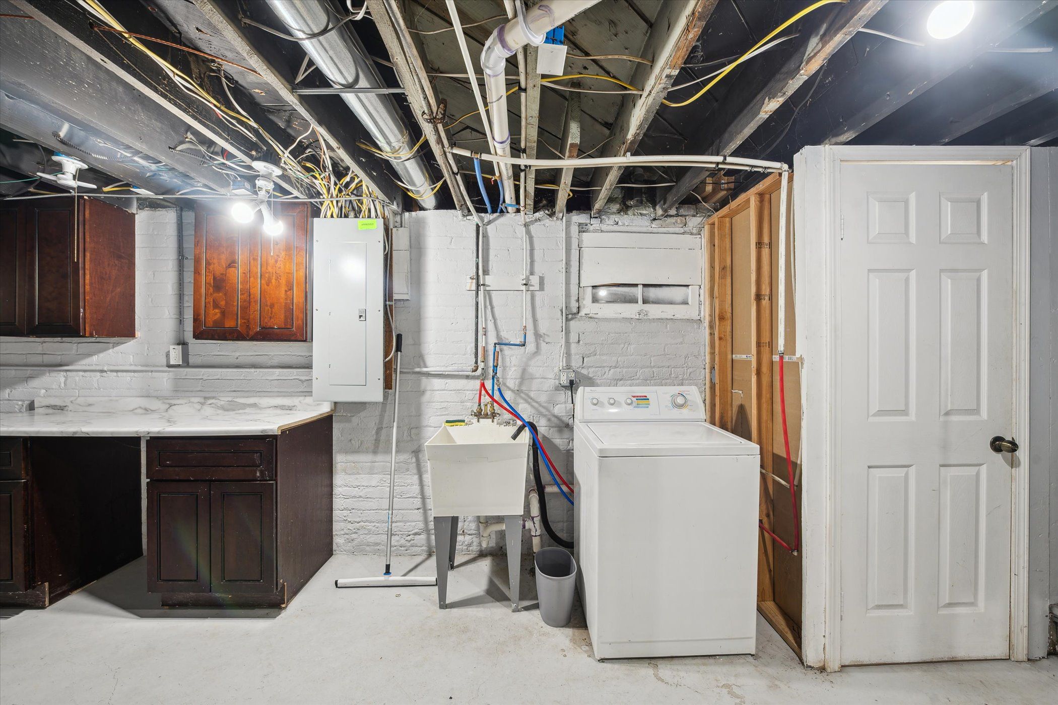 2319 ATKINSON Street N