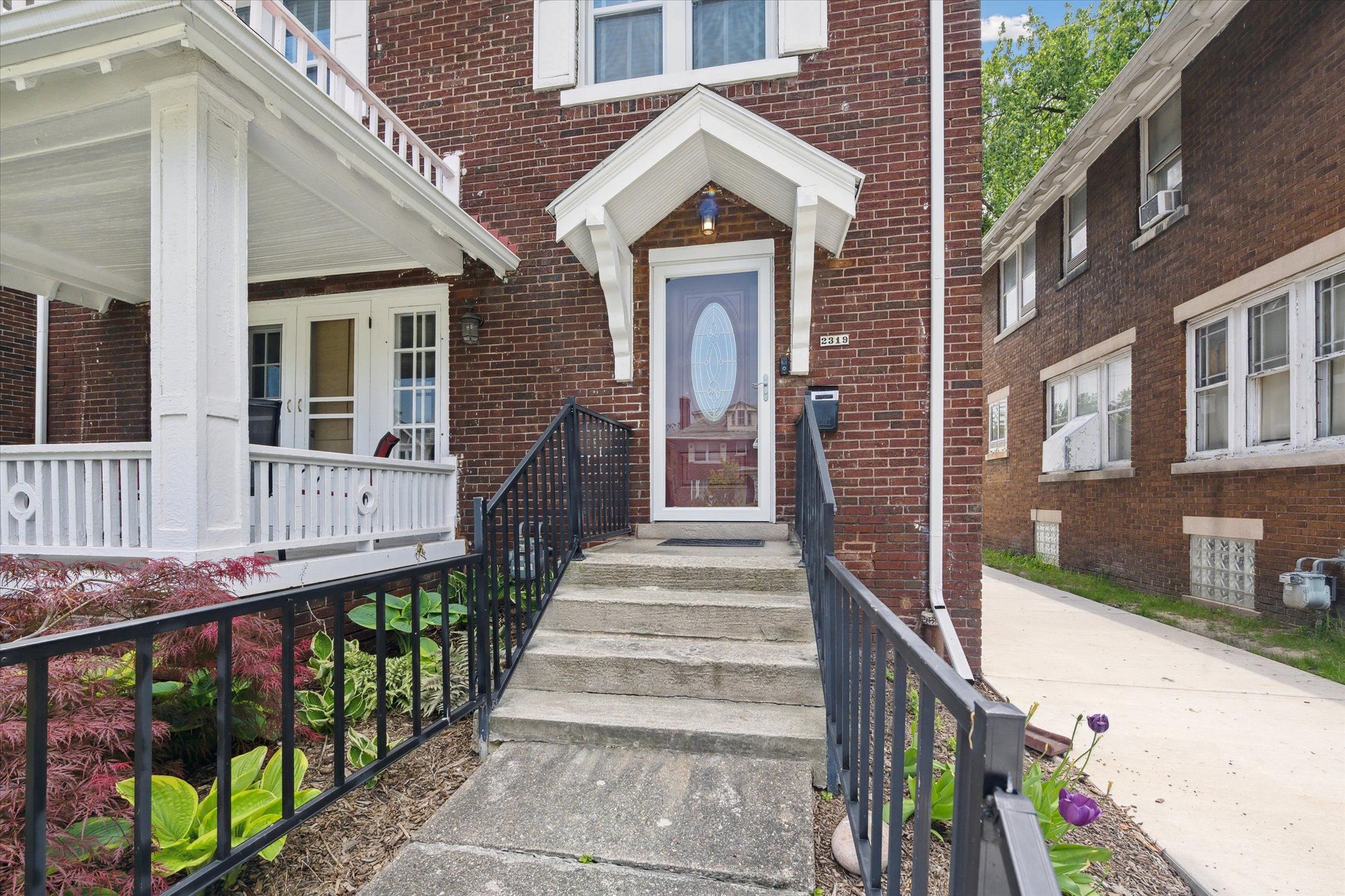 2319 ATKINSON Street N