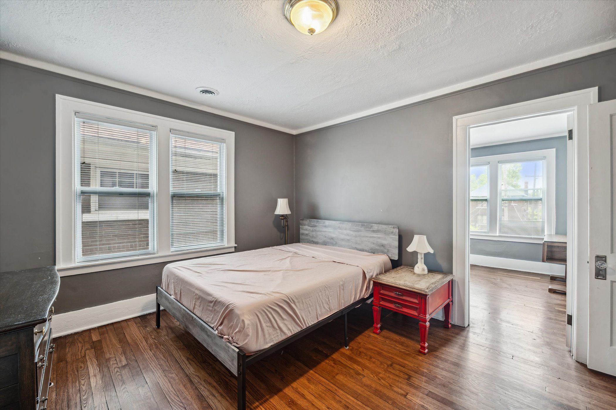 2319 ATKINSON Street N