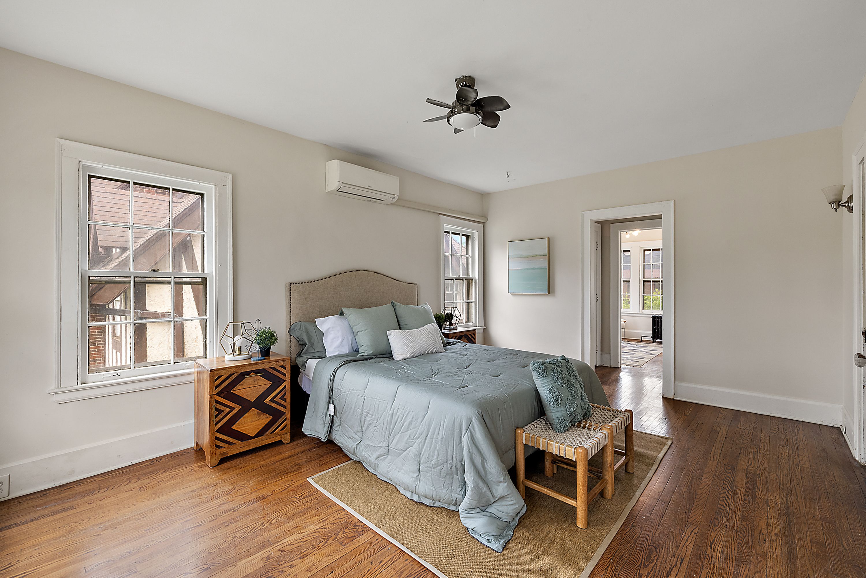 2304 Longfellow Street