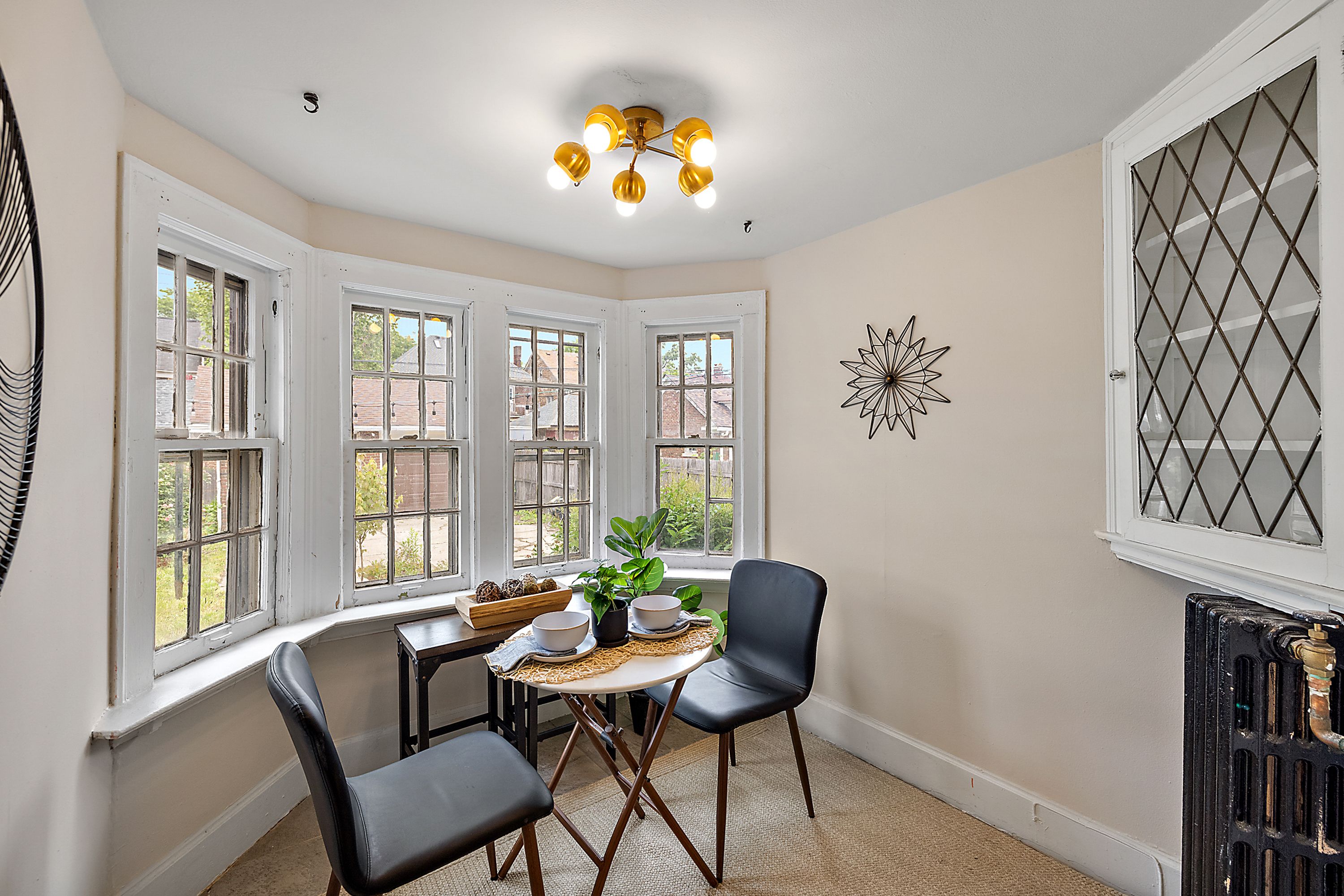 2304 Longfellow Street